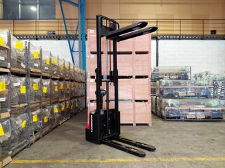 Gerbeur accompagnant Hangcha CDD12-AMC2-L