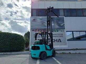 Chariot élévateur frontal 4 roues Hyster H3.00FT