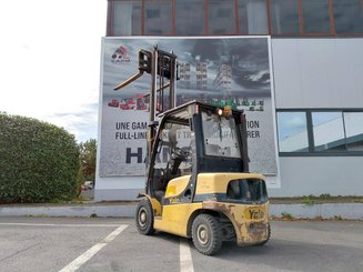 Chariot élévateur frontal 4 roues Yale GDP25VX