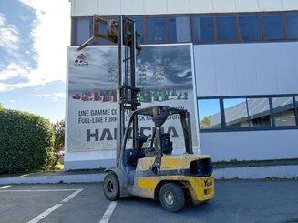 Chariot élévateur frontal 4 roues Yale GDP35VX