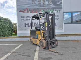 Chariot élévateur frontal 4 roues Caterpillar EC25N