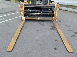 Chariot élévateur frontal 4 roues Yale GDP160EC12