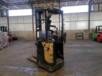 Gerbeur porté debout Caterpillar NSR20N
