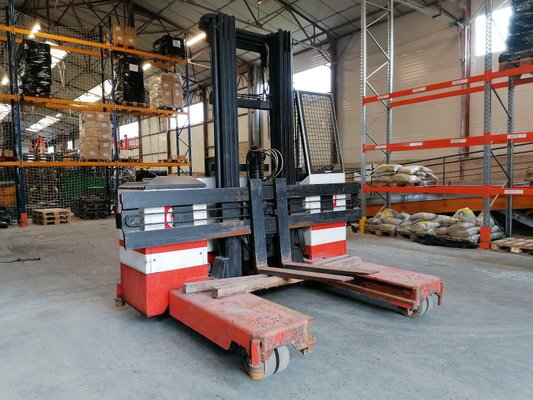 Chariot élévateur latéral multidirectionnel Combilift ESA30 - 1