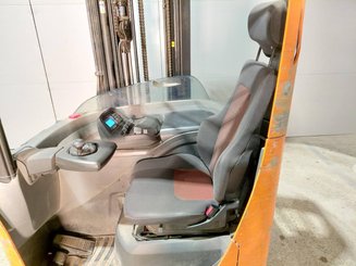 Chariot à mât rétractable BT RRE 160