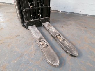 Gerbeur à plate-forme rabattable Hangcha CDD16-AZ3S