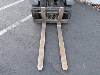 Chariot élévateur gaz Yale GLP20SVX-VALUE - 6