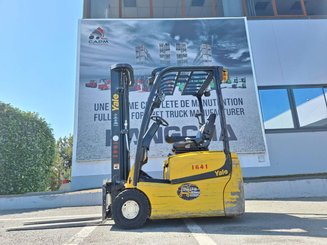 Chariot élévateur électrique Yale ERP16VT SWB