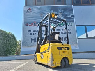 Chariot élévateur électrique Yale ERP16VT SWB