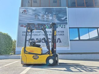 Chariot élévateur électrique Yale ERP16VT SWB