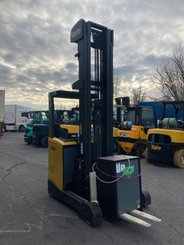 Chariot à mât rétractable Yale MR14