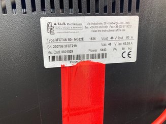 Chariot à mât rétractable Yale MR14