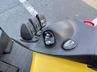 Chariot élévateur électrique Yale ERP16VT