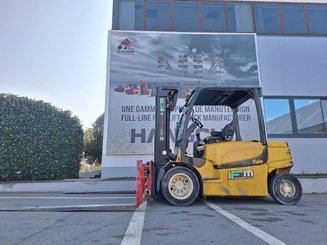 Chariot élévateur électrique Yale ERP50VM
