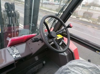 Chariot élévateur tout terrain Manitou M50-4