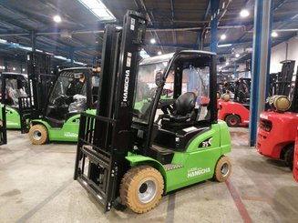 Chariot élévateur frontal 4 roues Hangcha XC35i