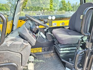 Chariot élévateur télescopique JCB 540 180 HiViz