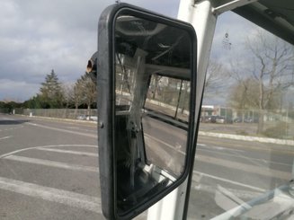Tracteur de remorquage Charlatte T135