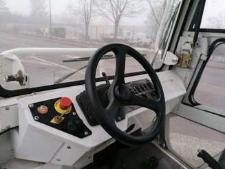 Tracteur de remorquage Charlatte T135 - 7