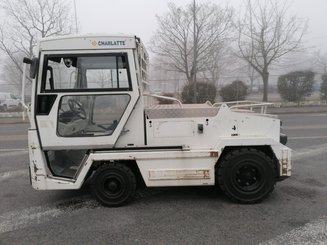 Tracteur de remorquage Charlatte T135