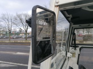 Tracteur de remorquage Charlatte T135