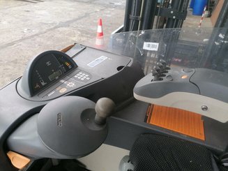 Chariot à mât rétractable Crown ESR5000-1.6