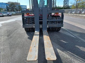 Chariot élévateur frontal 4 roues Kalmar DCG160-12T - 8