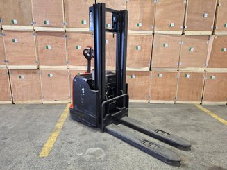 Gerbeur accompagnant Hangcha CDD16-AC1-L