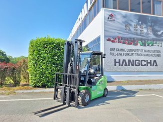 Chariot élévateur frontal 4 roues Hangcha XC30i