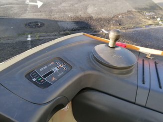 Transpalette porté debout Crown RT4000