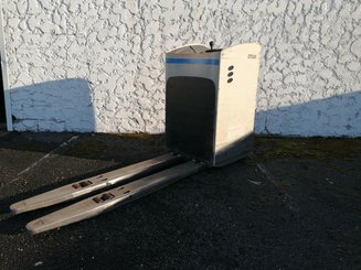 Transpalette porté debout Crown RT4000