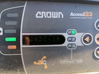 Transpalette porté debout Crown RT4000