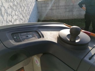 Transpalette porté debout Crown RT4000