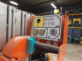 Nacelle à mât vertical JLG TOUCAN DUO