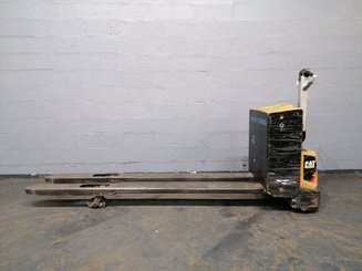 Transpalette accompagnant Caterpillar NPP20N2