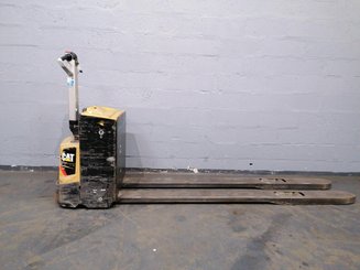 Transpalette accompagnant Caterpillar NPP20N2