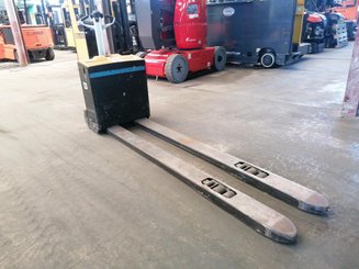 Transpalette accompagnant Caterpillar NPP20N2