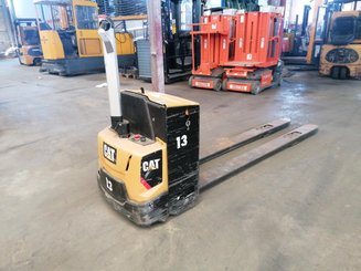 Transpalette accompagnant Caterpillar NPP20N2