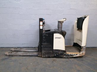 Gerbeur à plate-forme rabattable Crown DT3040