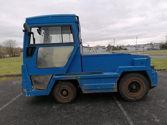 Tracteur industriel Charlatte T135 - 2