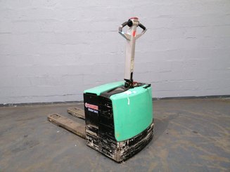 Transpalette accompagnant Caterpillar NPP20M