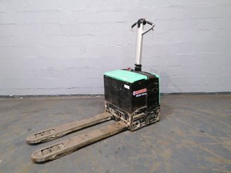 Transpalette accompagnant Caterpillar NPP20M