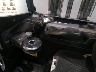 Chariot à mât rétractable Caterpillar NR20N2H