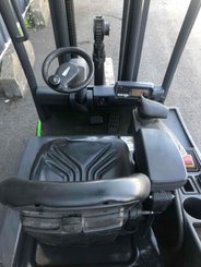 Chariot élévateur électrique Jungheinrich EFG220ac
