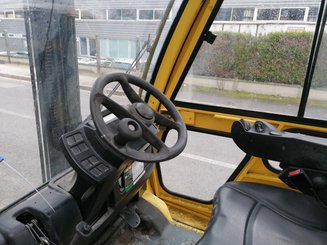 Chariot élévateur frontal 4 roues Hyster H3.5FT