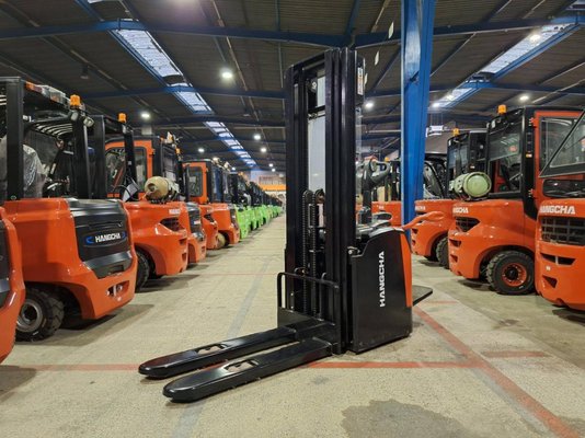 Gerbeur à plate-forme rabattable Hangcha CDD16-AZ3S - 1