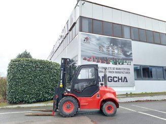 Chariot élévateur tout terrain Hangcha TT30-2