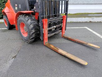 Chariot élévateur tout terrain Hangcha TT30-2