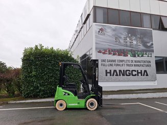 Chariot élévateur frontal 4 roues Hangcha XC18i
