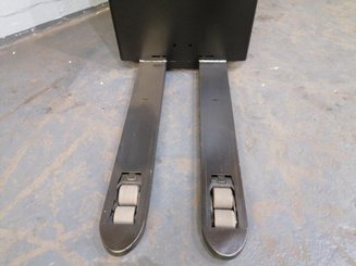 Préparateur de commandes au sol Caterpillar NPR20N - 7